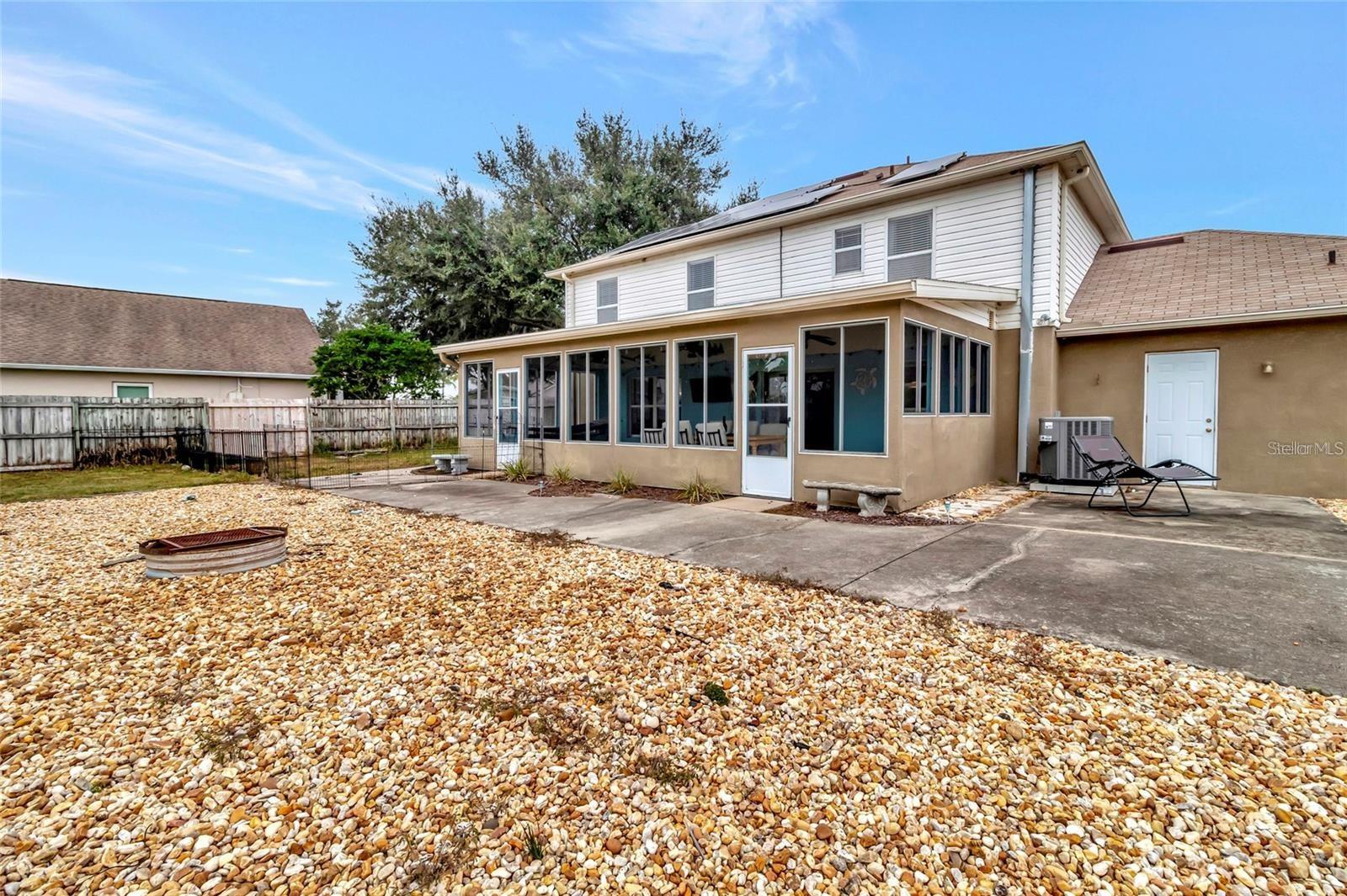 JOHNS LAKE ESTATES - Residential Lease