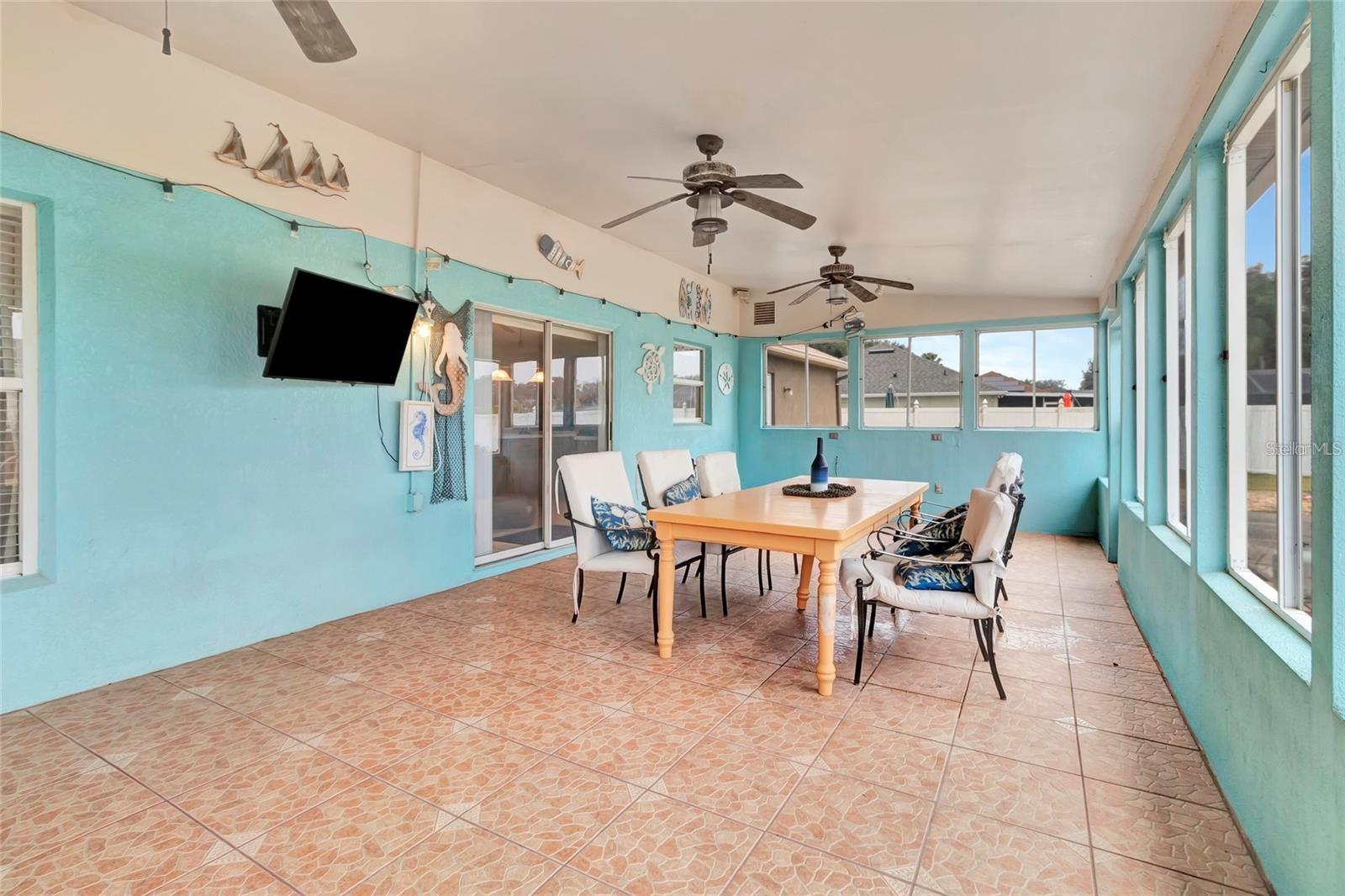 JOHNS LAKE ESTATES - Residential Lease