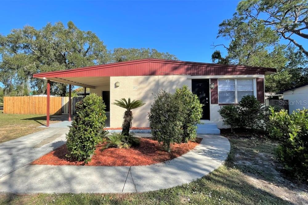 TEMPLE TERRACE HEIGHTS - Residential Lease