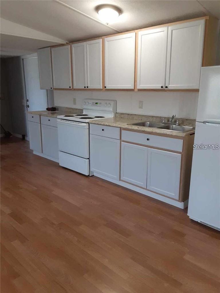 ELLISON PARK SUB - Residential