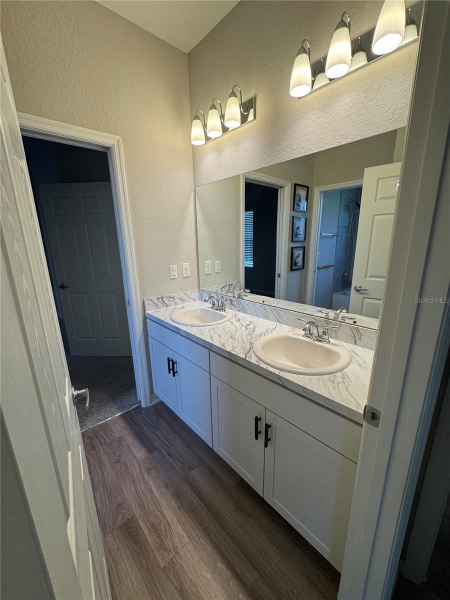 SUMMERCREST - Residential Lease