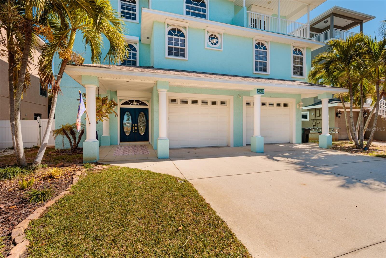 TIERRA VERDE UNIT 1 3RD REP - Residential