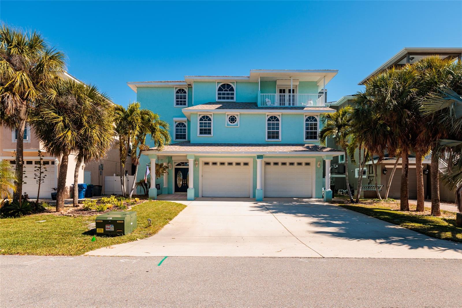 TIERRA VERDE UNIT 1 3RD REP - Residential