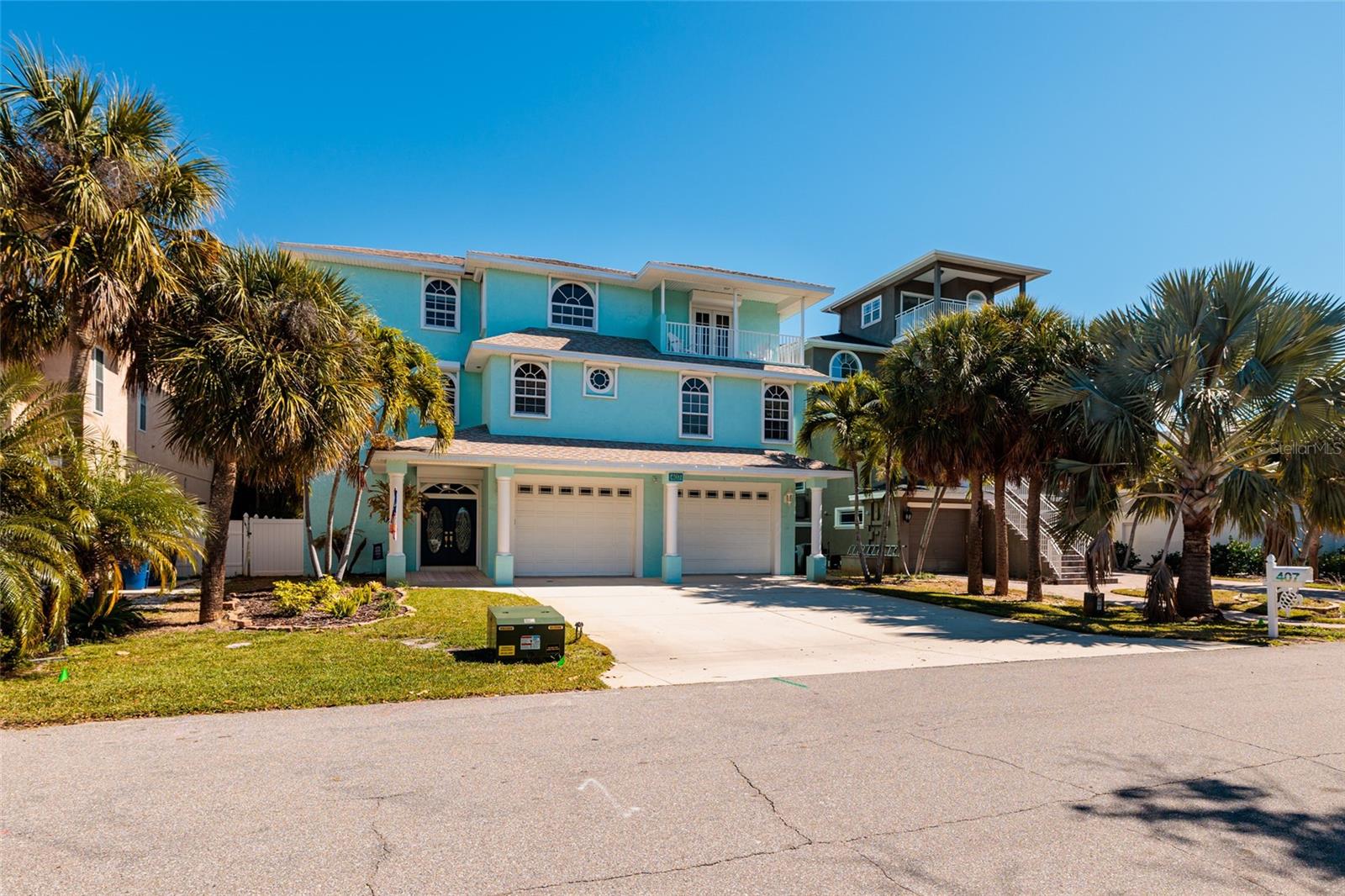 TIERRA VERDE UNIT 1 3RD REP - Residential