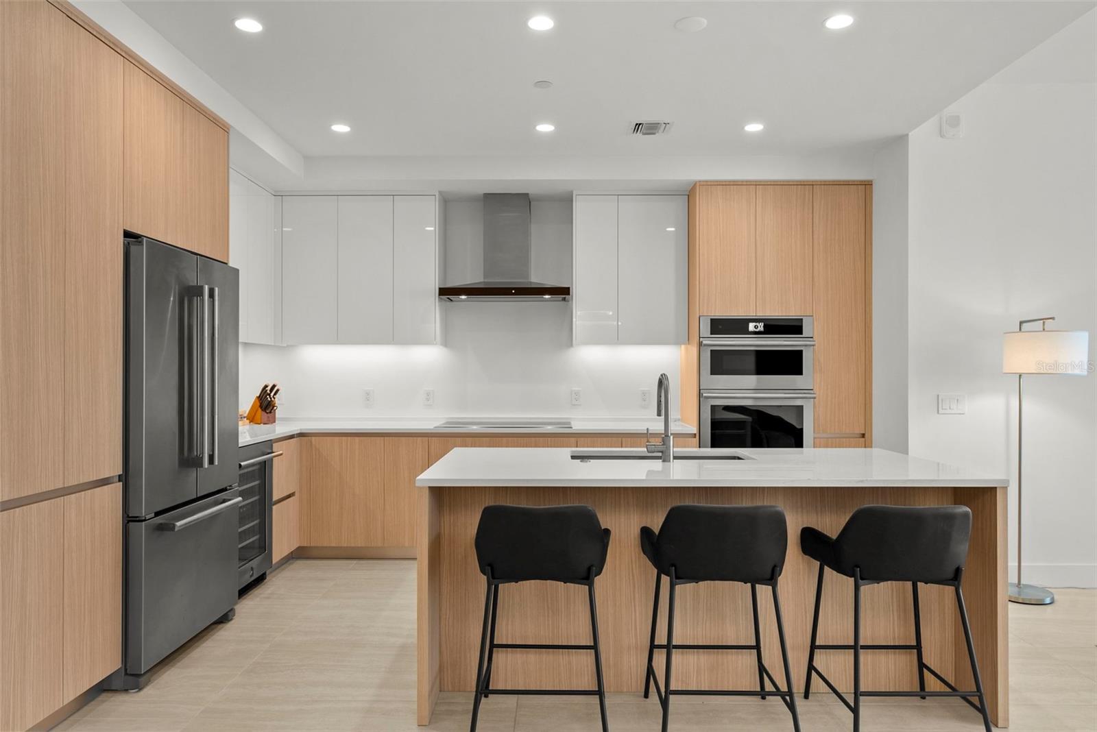 BAYSO SARASOTA - Residential