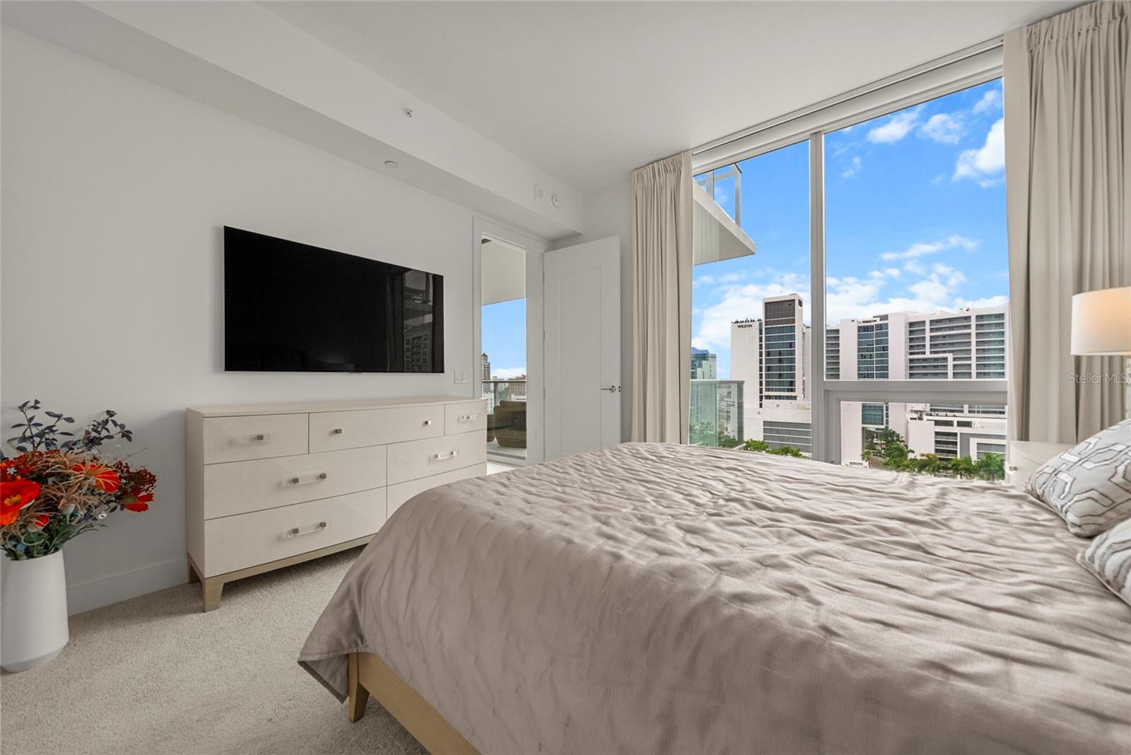 BAYSO SARASOTA - Residential