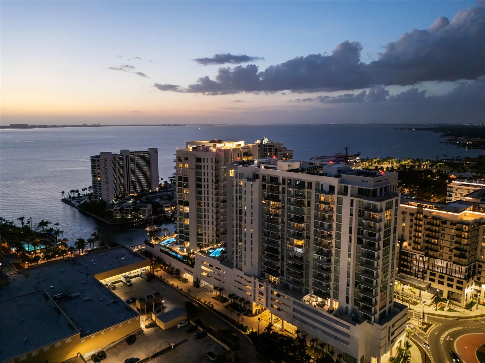 BAYSO SARASOTA - Residential