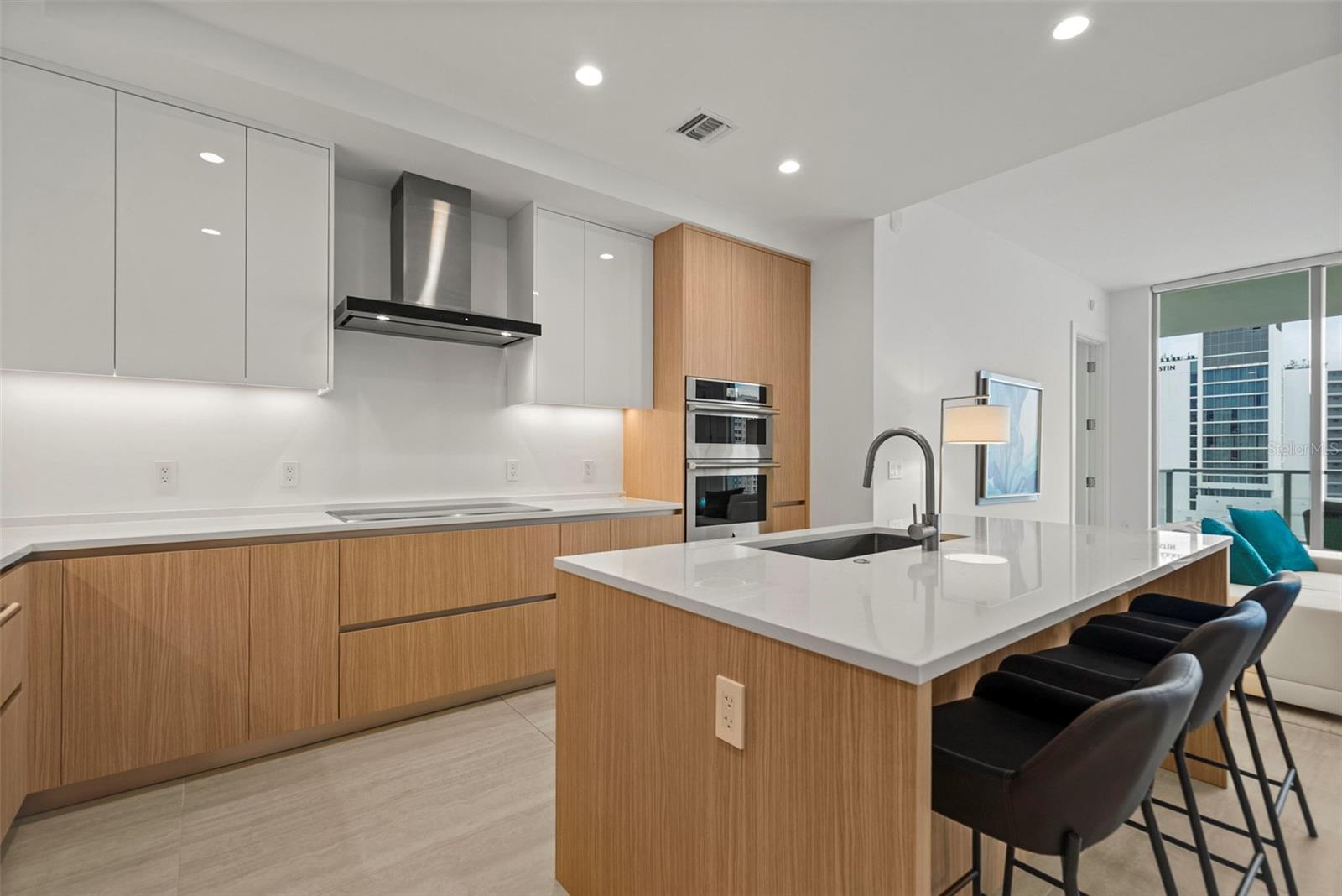 BAYSO SARASOTA - Residential