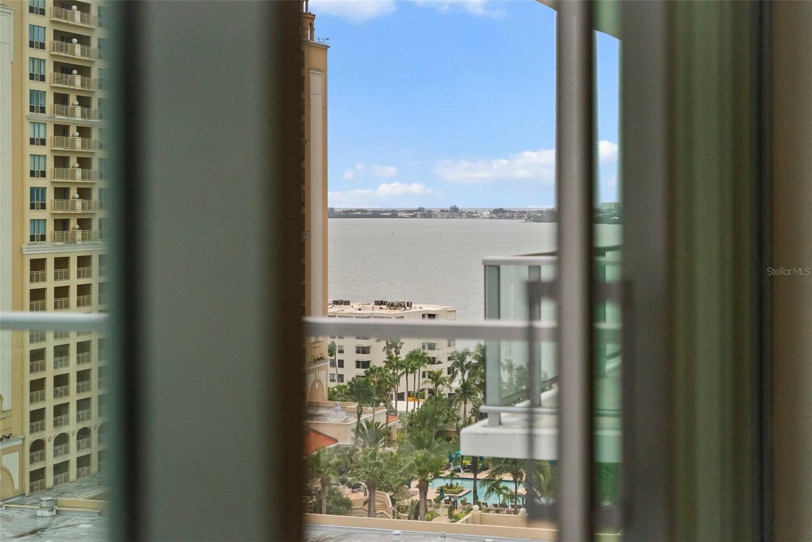 BAYSO SARASOTA - Residential