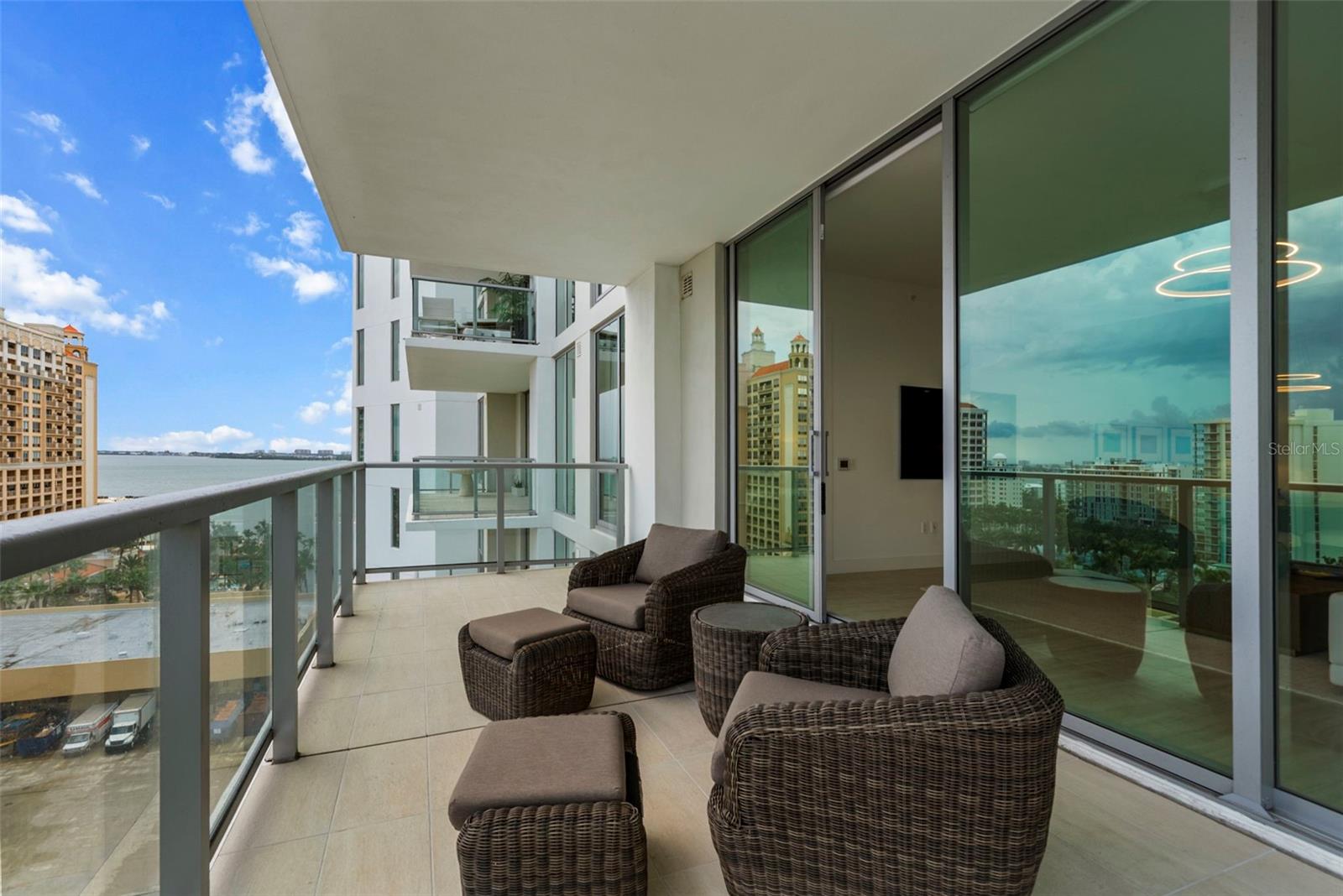 301 QUAY COMMONS 1008