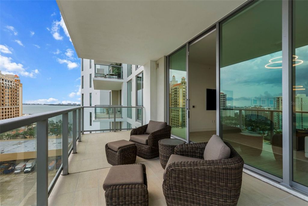 Photo of 301 Quay Commons #1008, Sarasota, FL 34236 (MLS # A4660379)