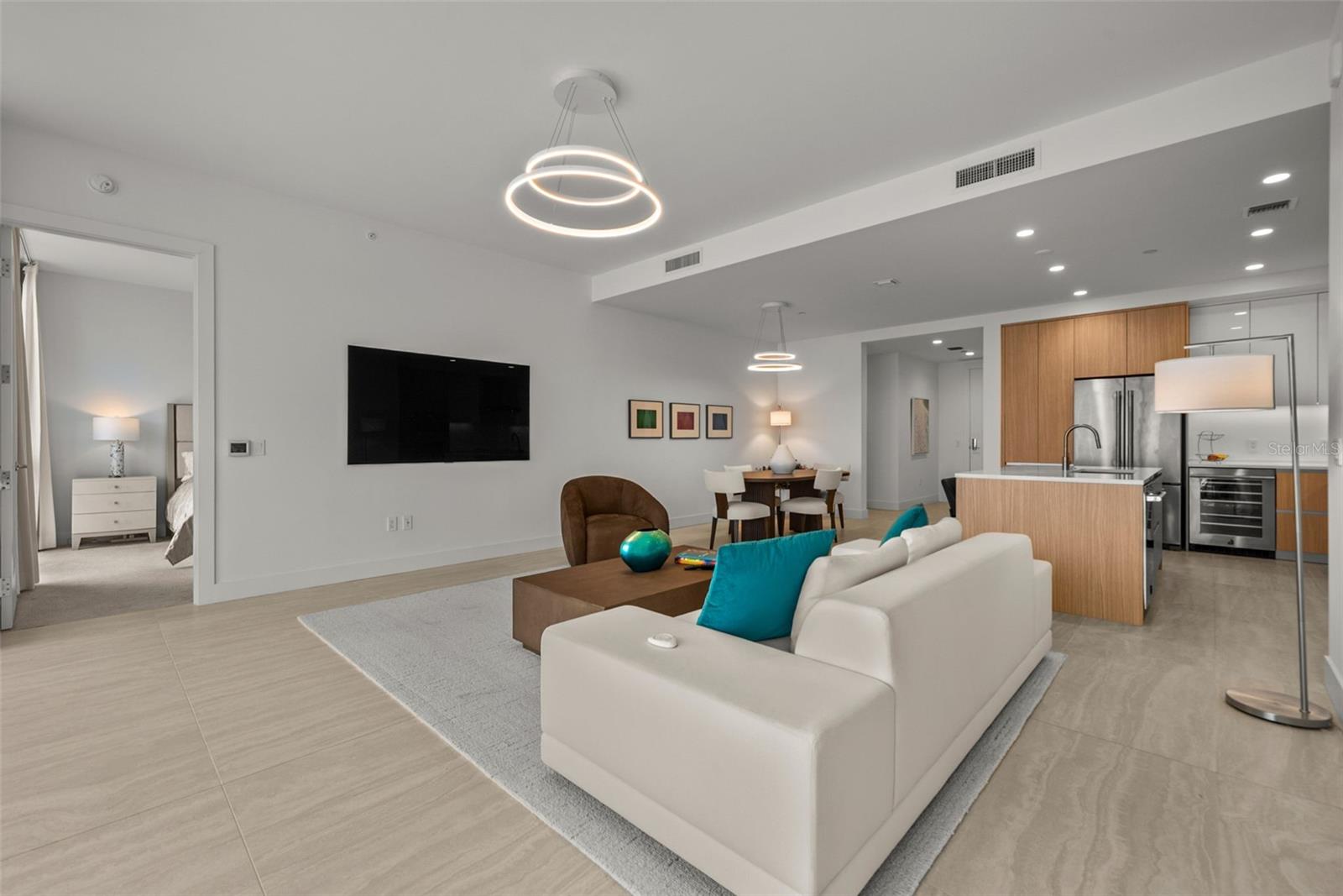 BAYSO SARASOTA - Residential