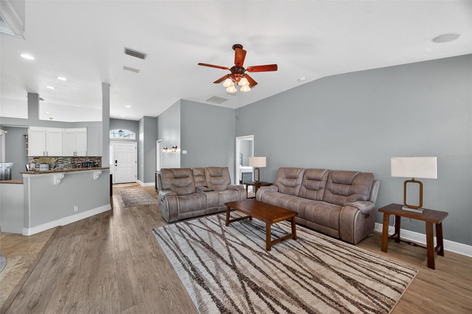 FOX WOOD PH 04 - Residential