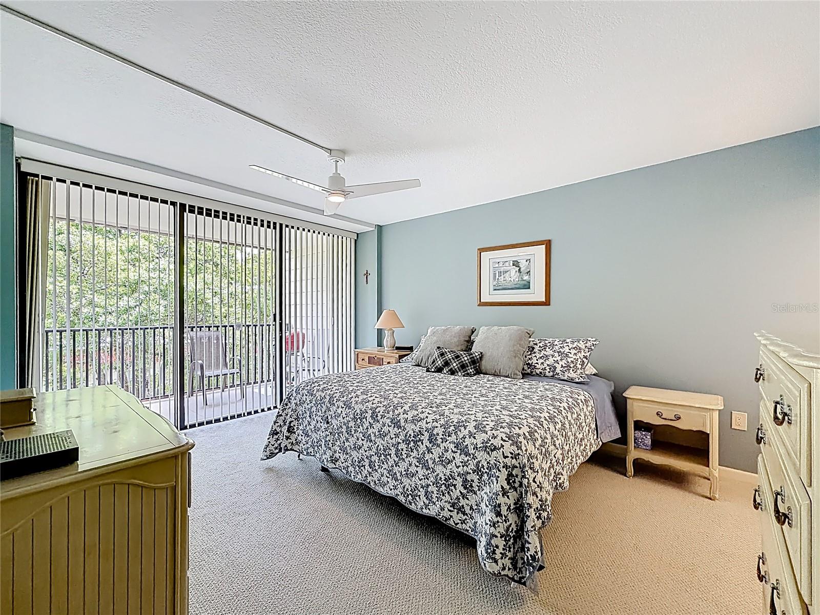 MEDITERRANEAN MANORS - Residential