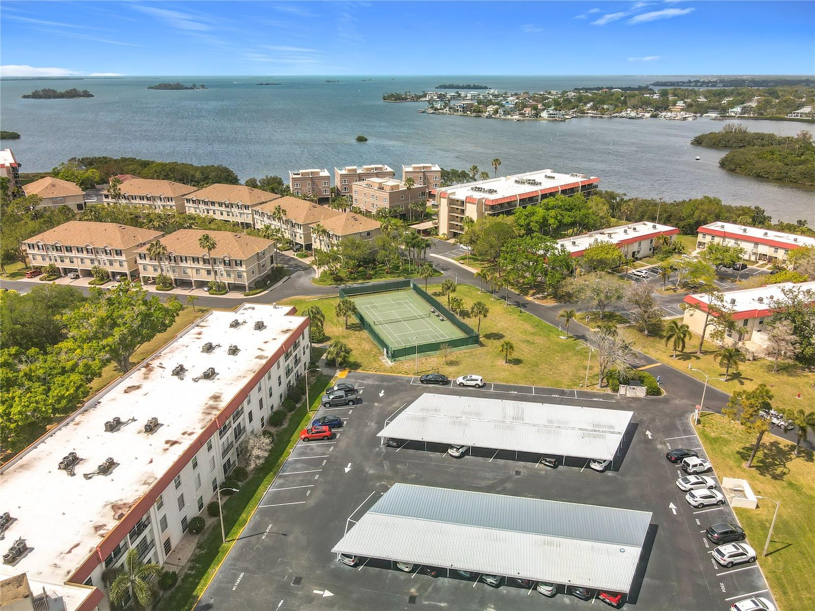 MEDITERRANEAN MANORS - Residential