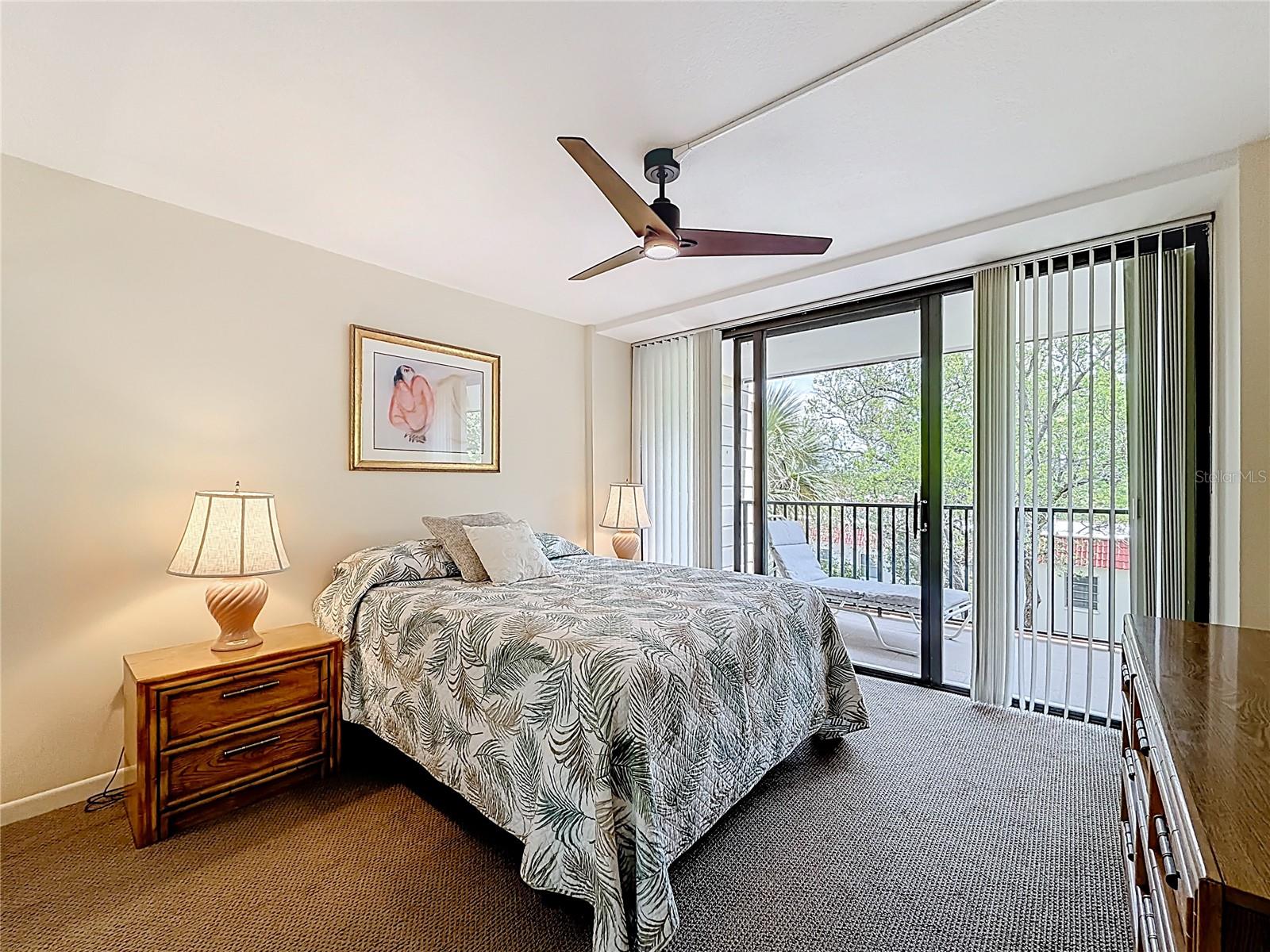 MEDITERRANEAN MANORS - Residential