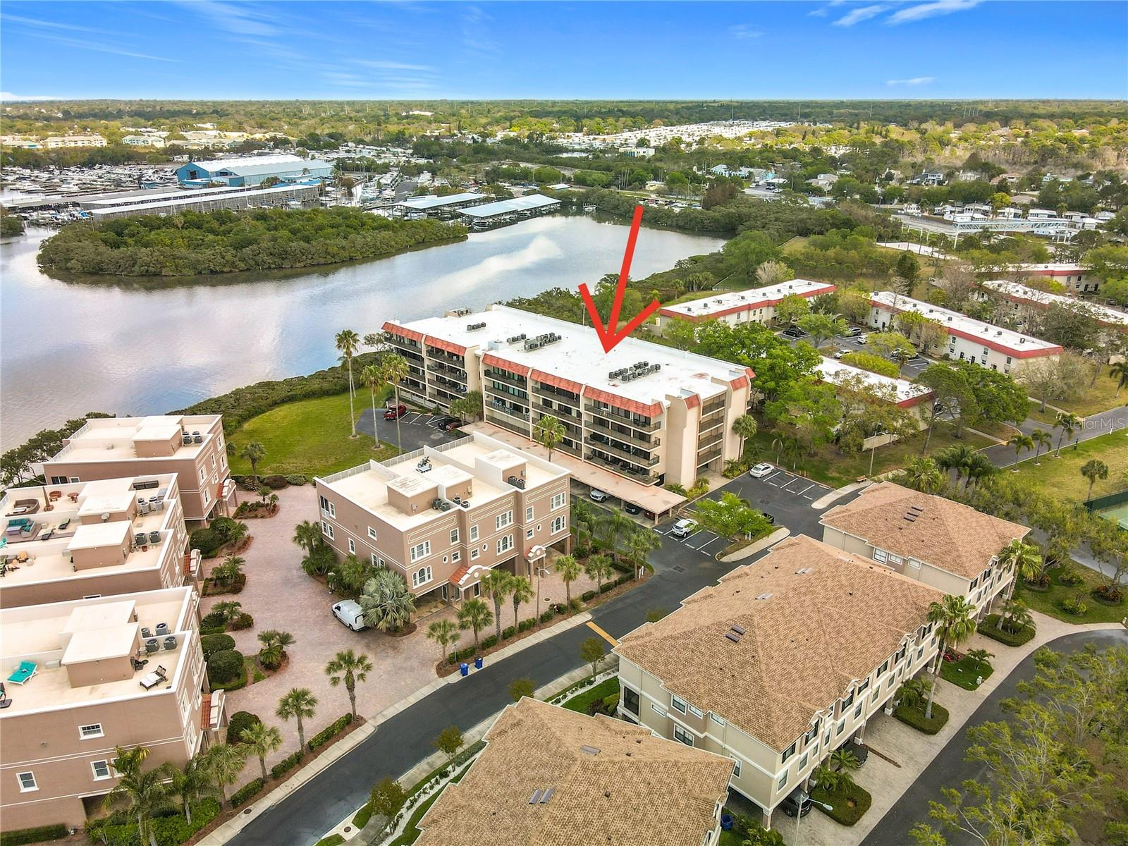 MEDITERRANEAN MANORS - Residential