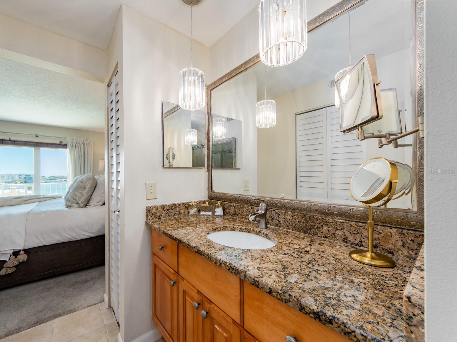 610 ISLAND WAY CONDO - Residential