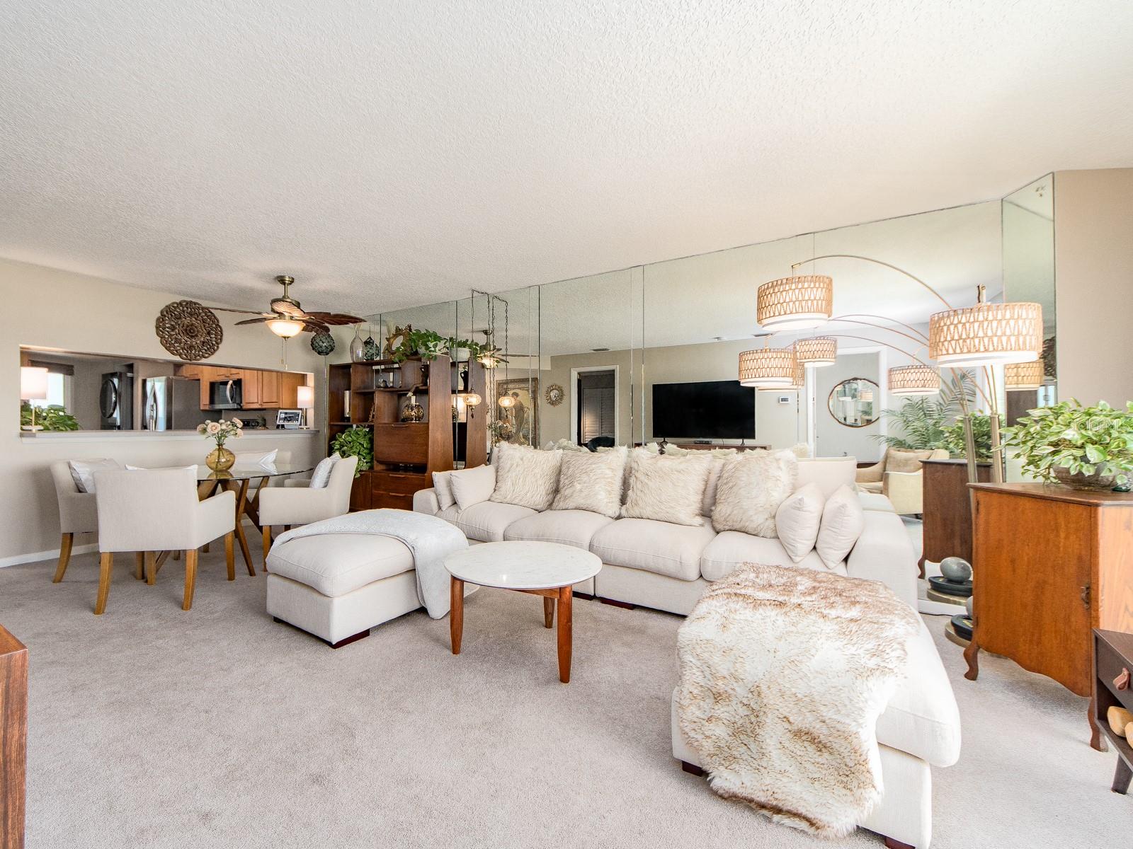 610 ISLAND WAY CONDO - Residential