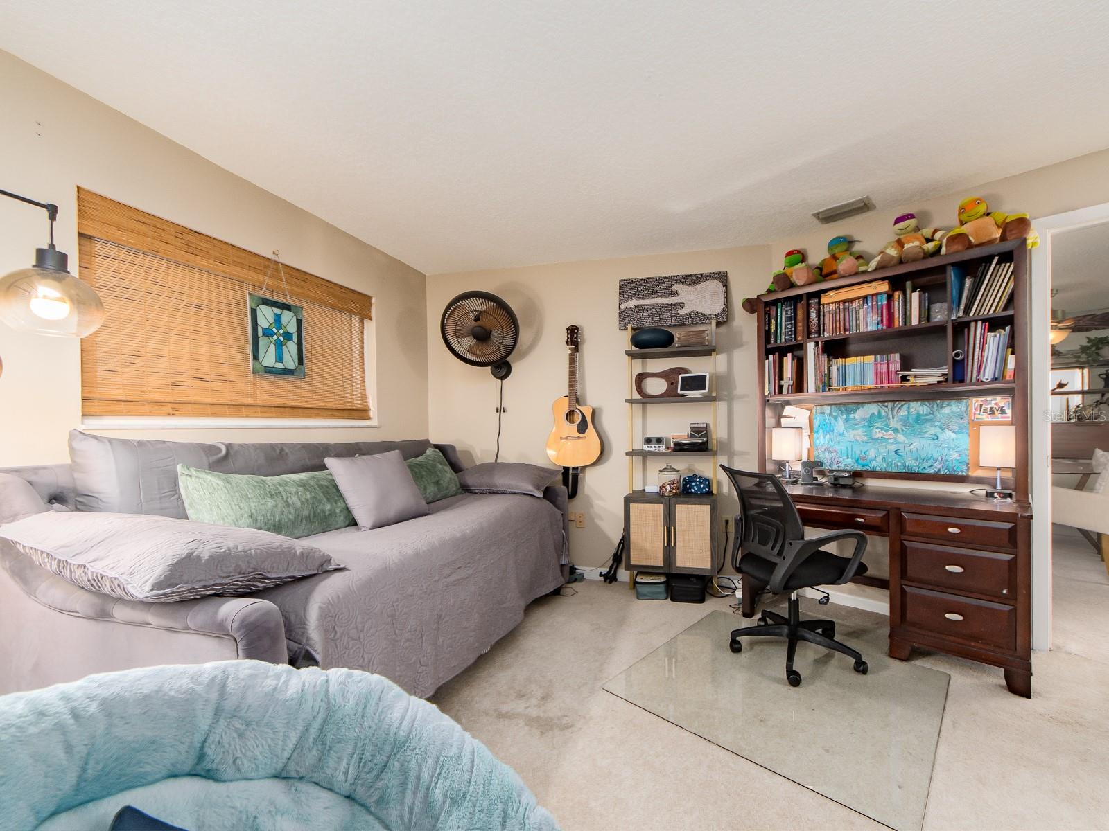 610 ISLAND WAY CONDO - Residential