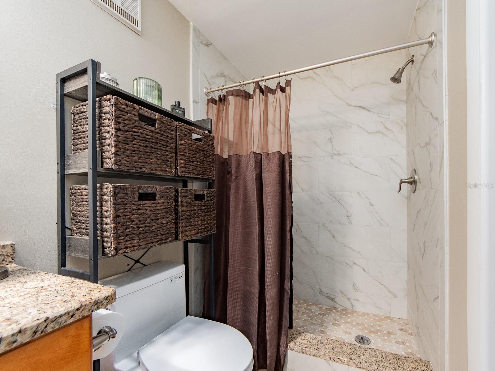 610 ISLAND WAY CONDO - Residential