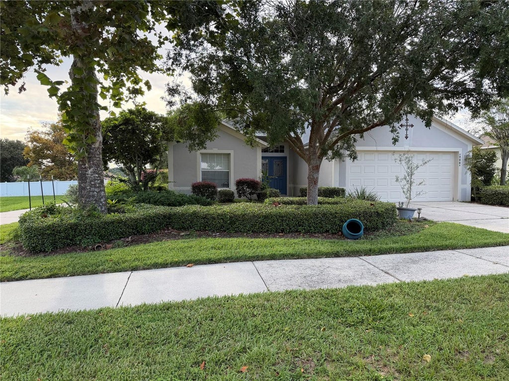 Photo of 1111 Arbor Hill Circle, Minneola, FL 34715 (MLS # G5117775)