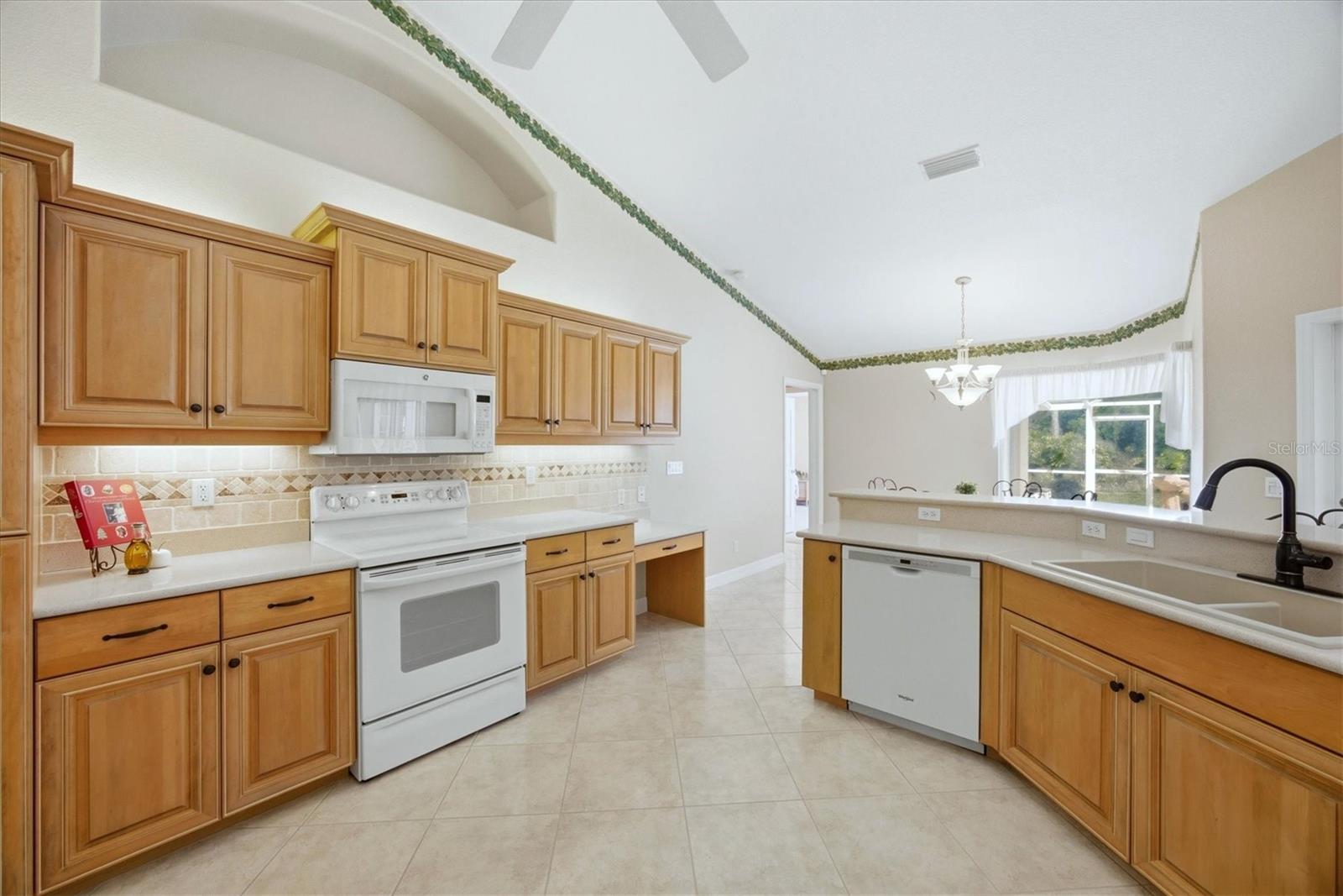 MANASOTA LAND & TIMBER CO - Residential