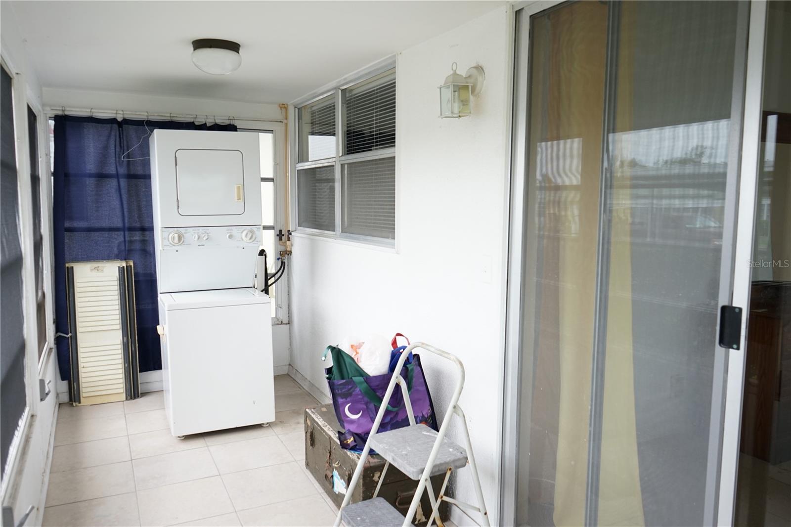 CAMBRIDGE I CONDOMINIUM - Residential