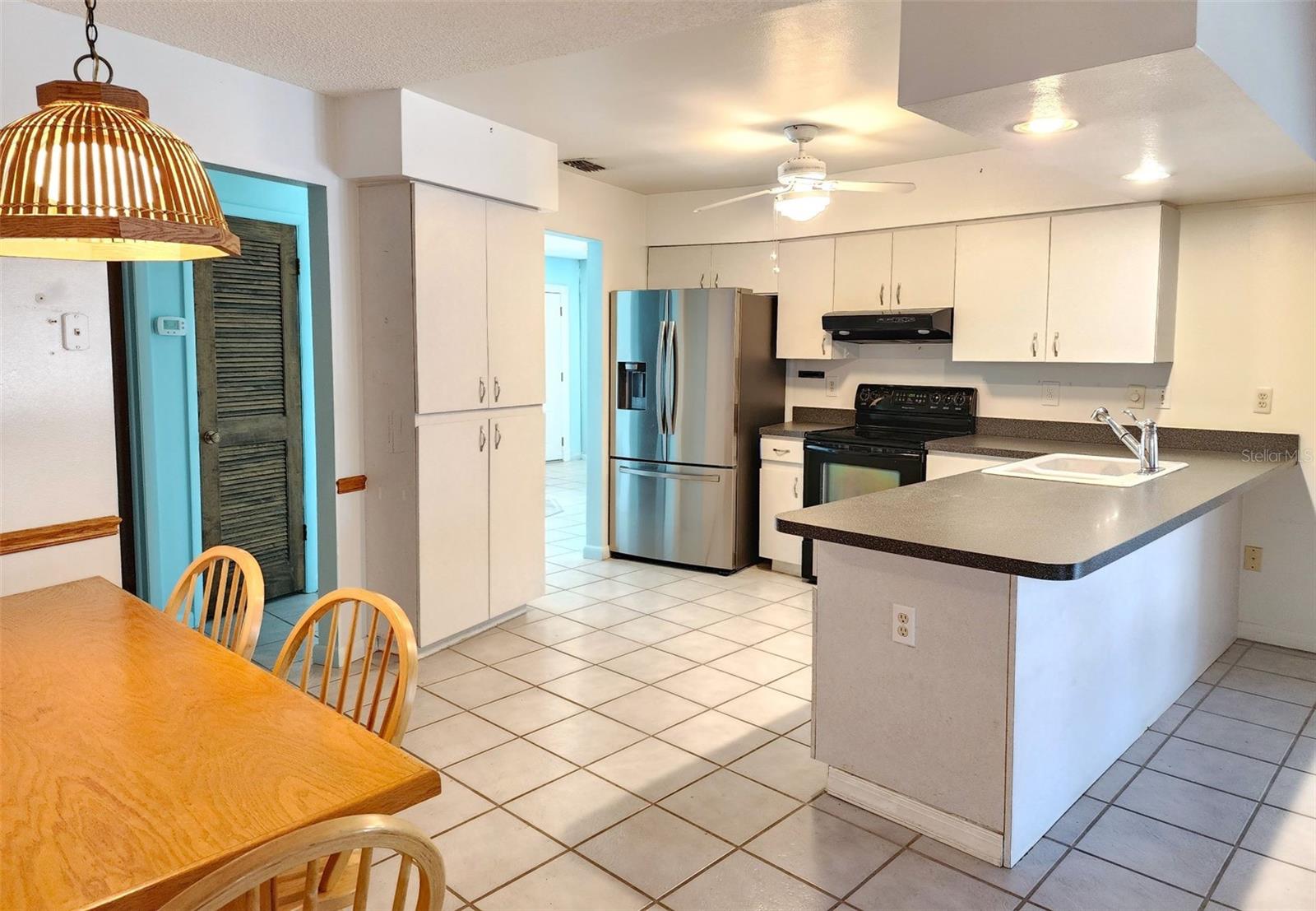 LAKEVIEW VILLAGE SEC B UNI - Residential