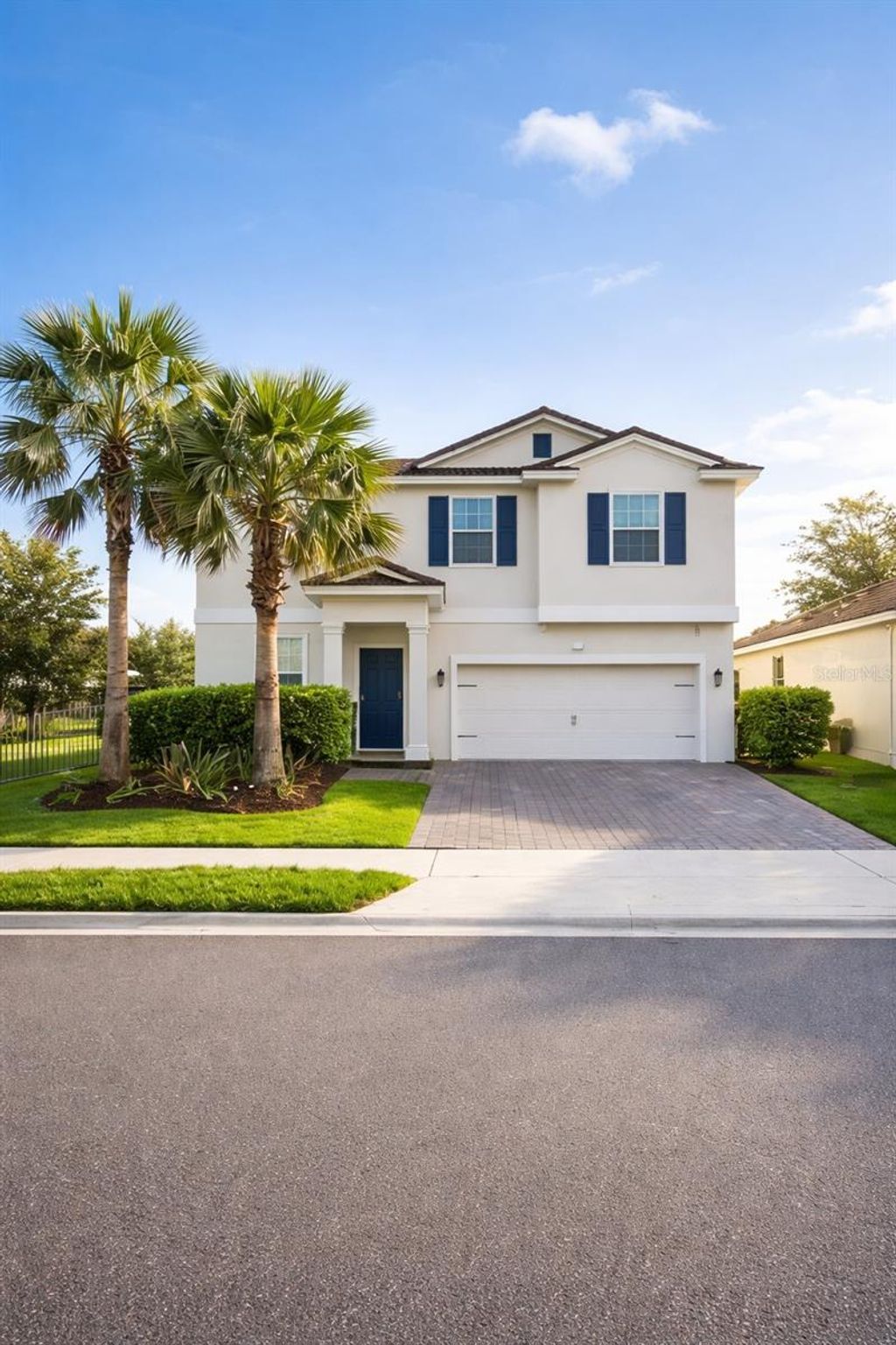 Photo of 1187 Oak Bluff Drive, Davenport, FL 33837 (MLS # O6393836)
