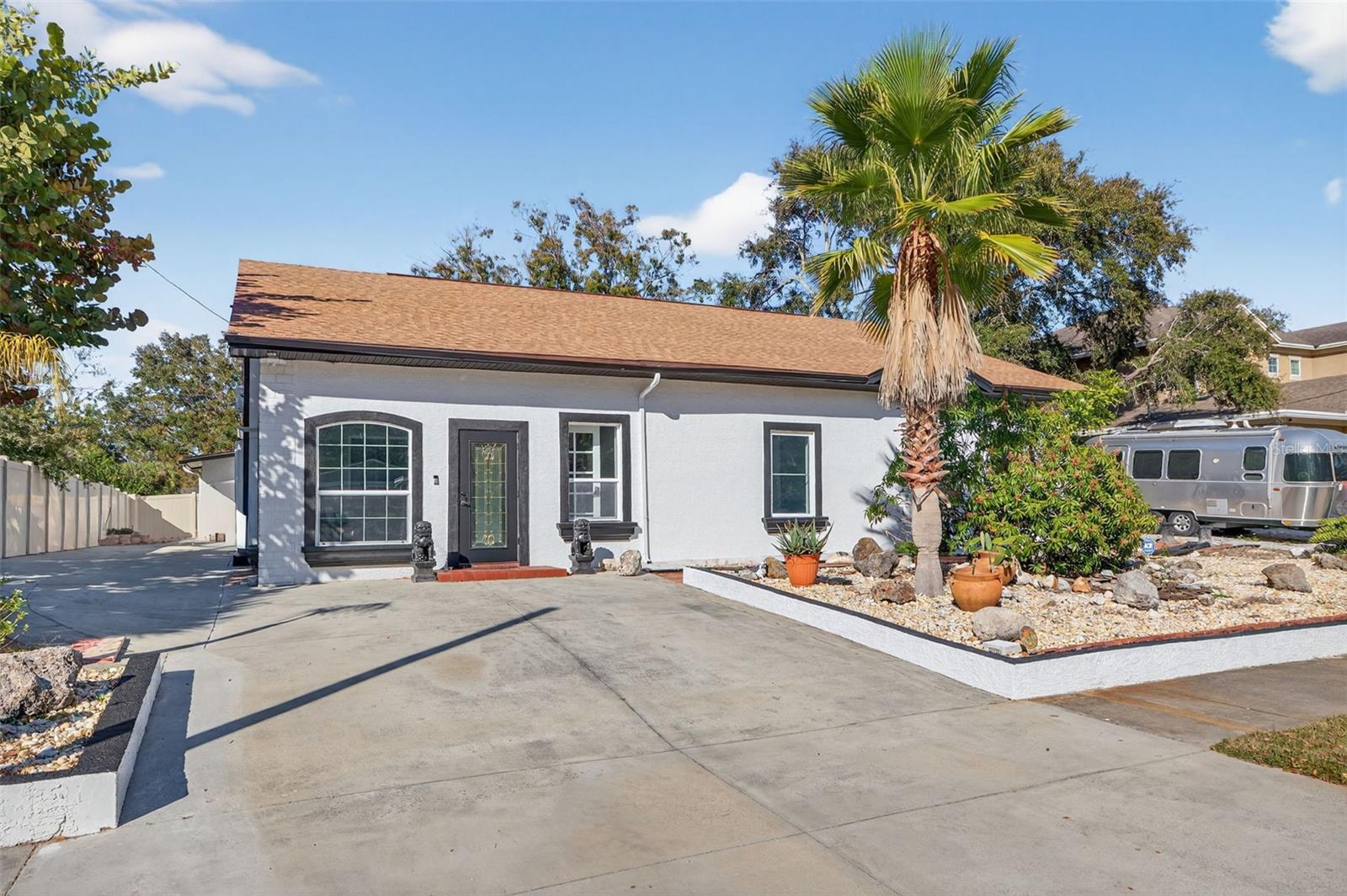 2835 W SHELTON AVENUE