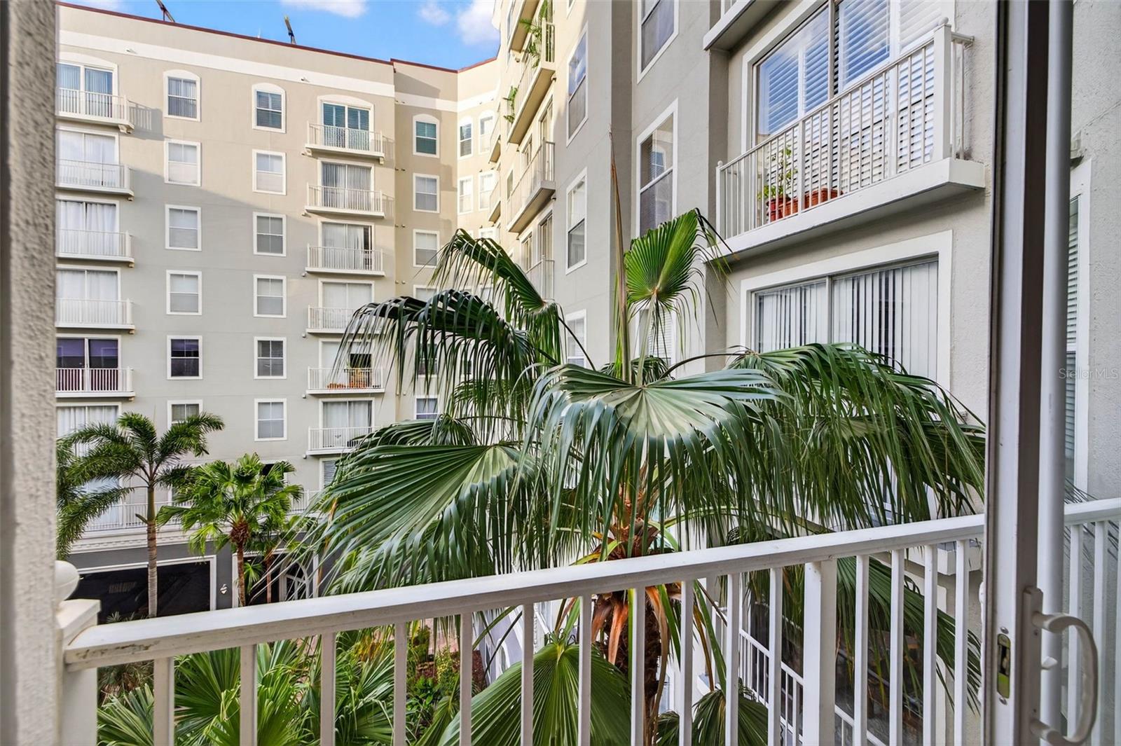 PARKCREST HARBOUR ISLAND CONDO - Residential