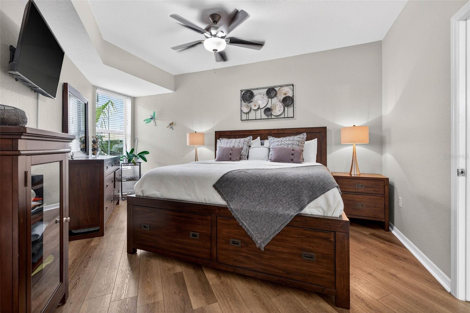 PARKCREST HARBOUR ISLAND CONDO - Residential