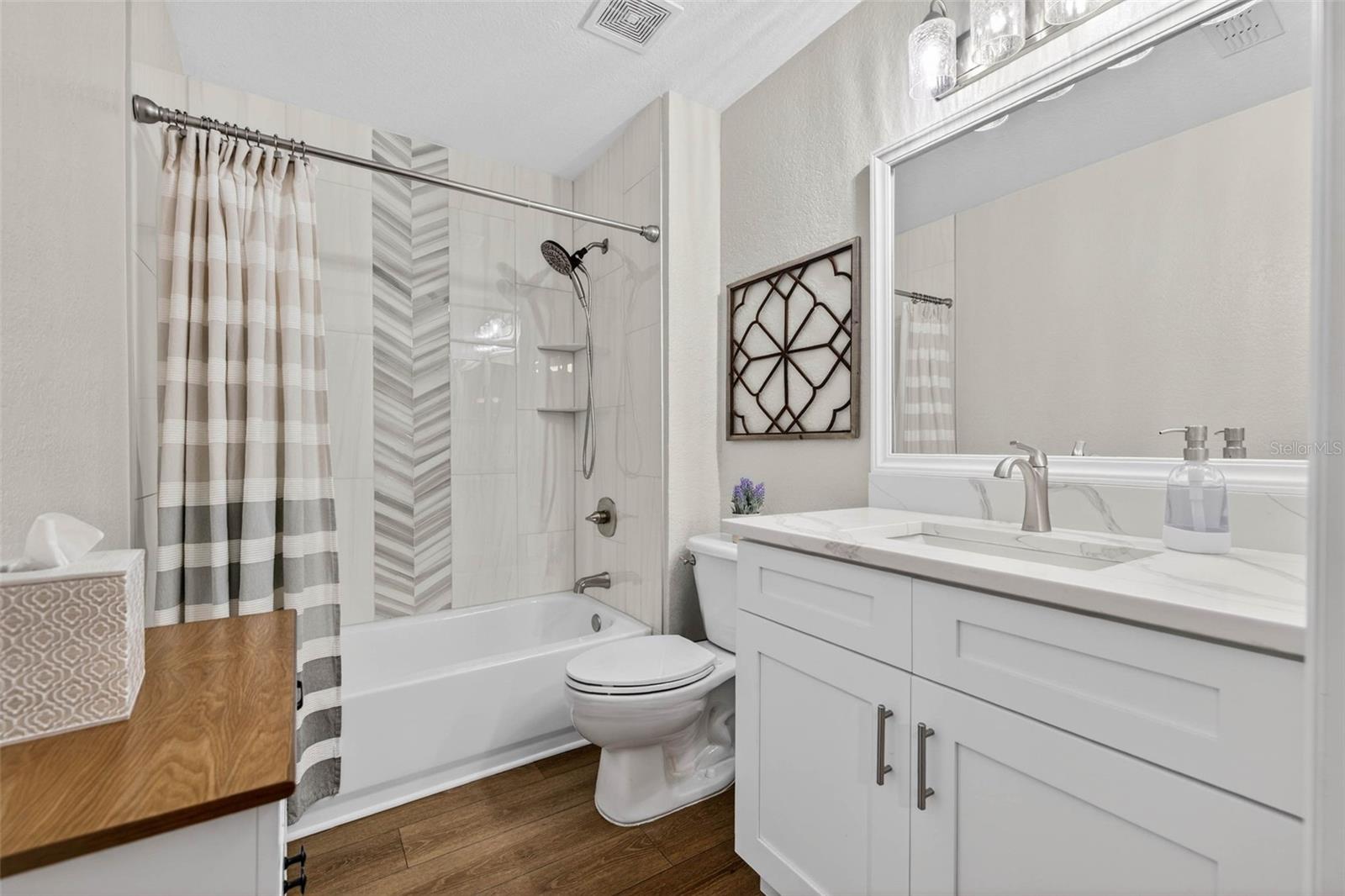 PARKCREST HARBOUR ISLAND CONDO - Residential