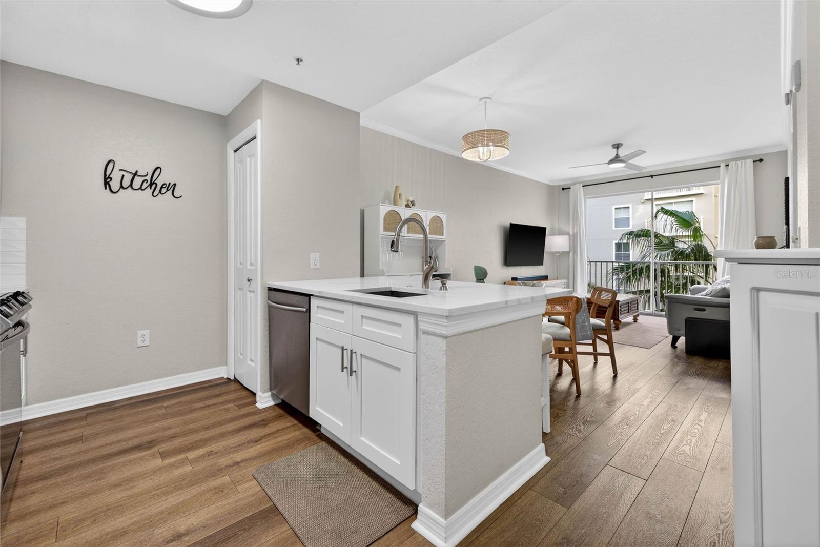 PARKCREST HARBOUR ISLAND CONDO - Residential