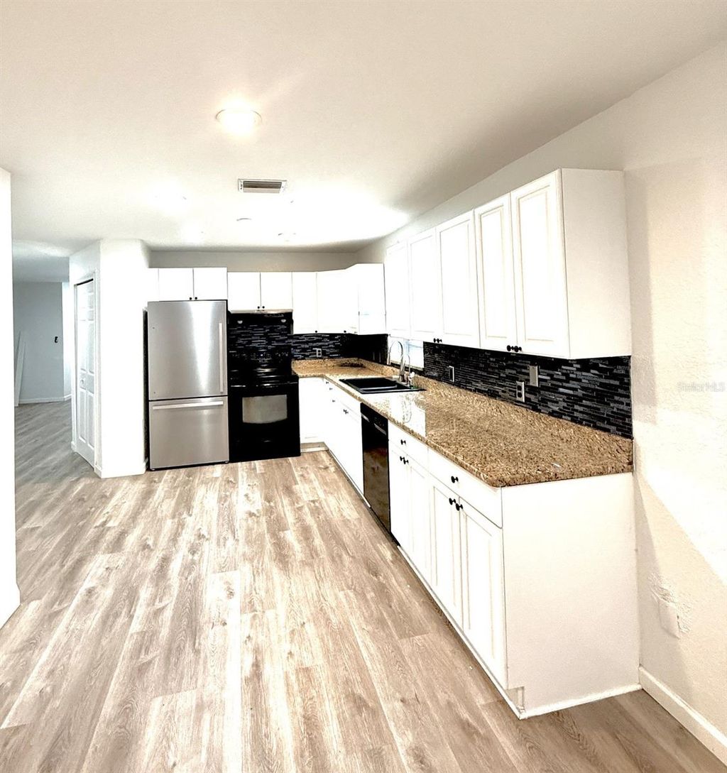 Photo of 1333 Melrose Avenue S, St Petersburg, FL 33705 (MLS # TB8451792)