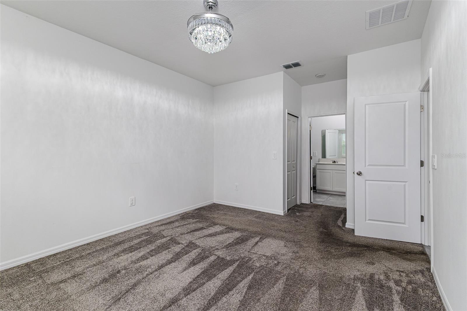 PEACE CRK RESERVE - Residential Lease