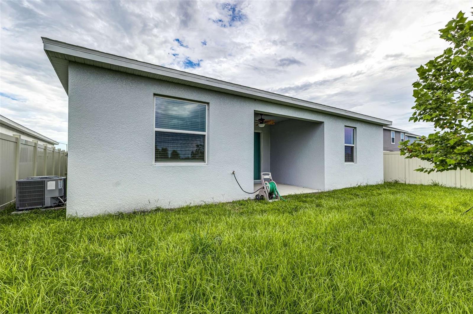 PEACE CRK RESERVE - Residential Lease