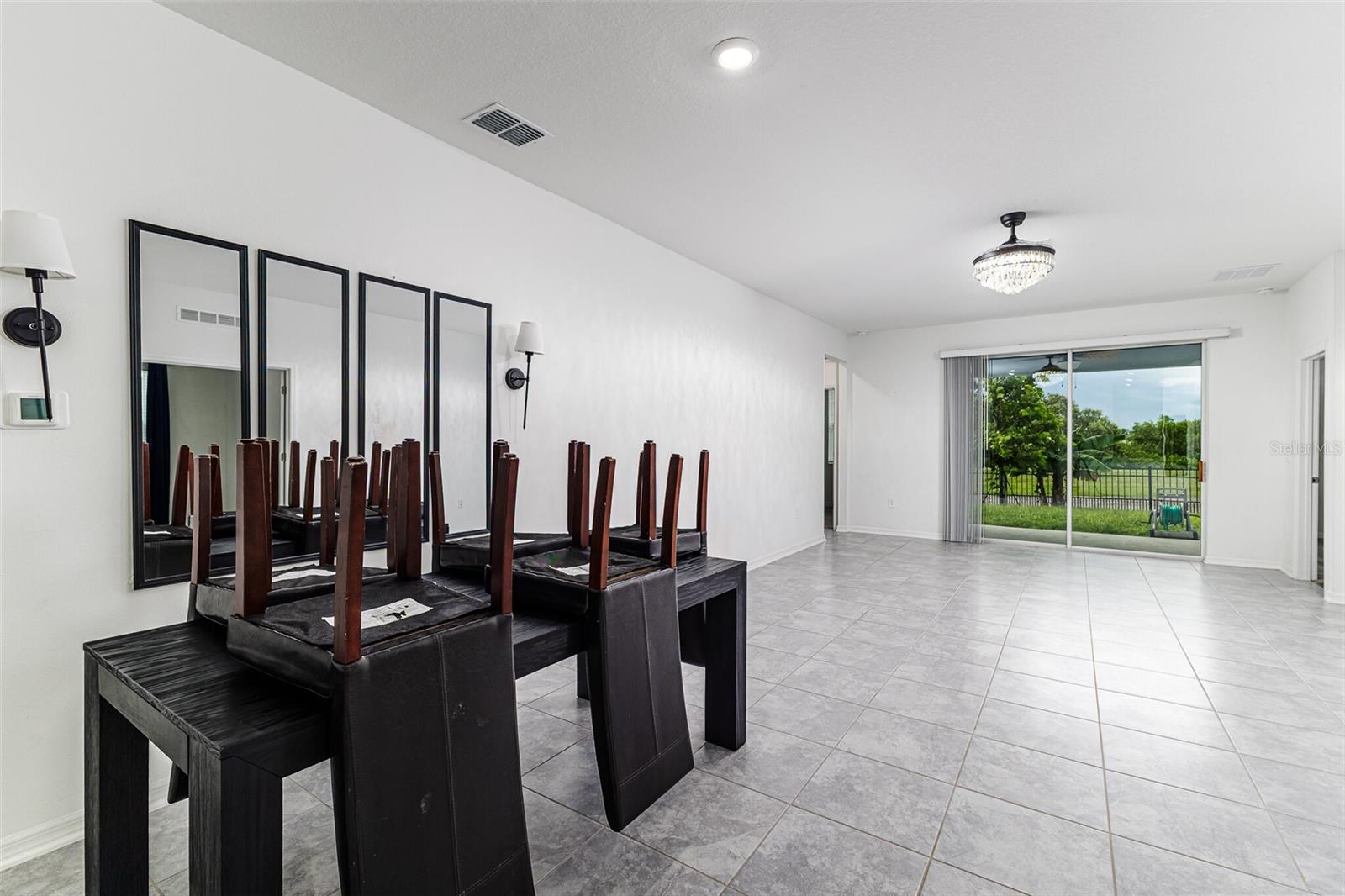 PEACE CRK RESERVE - Residential Lease