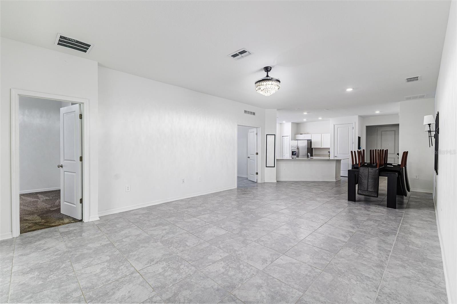 PEACE CRK RESERVE - Residential Lease