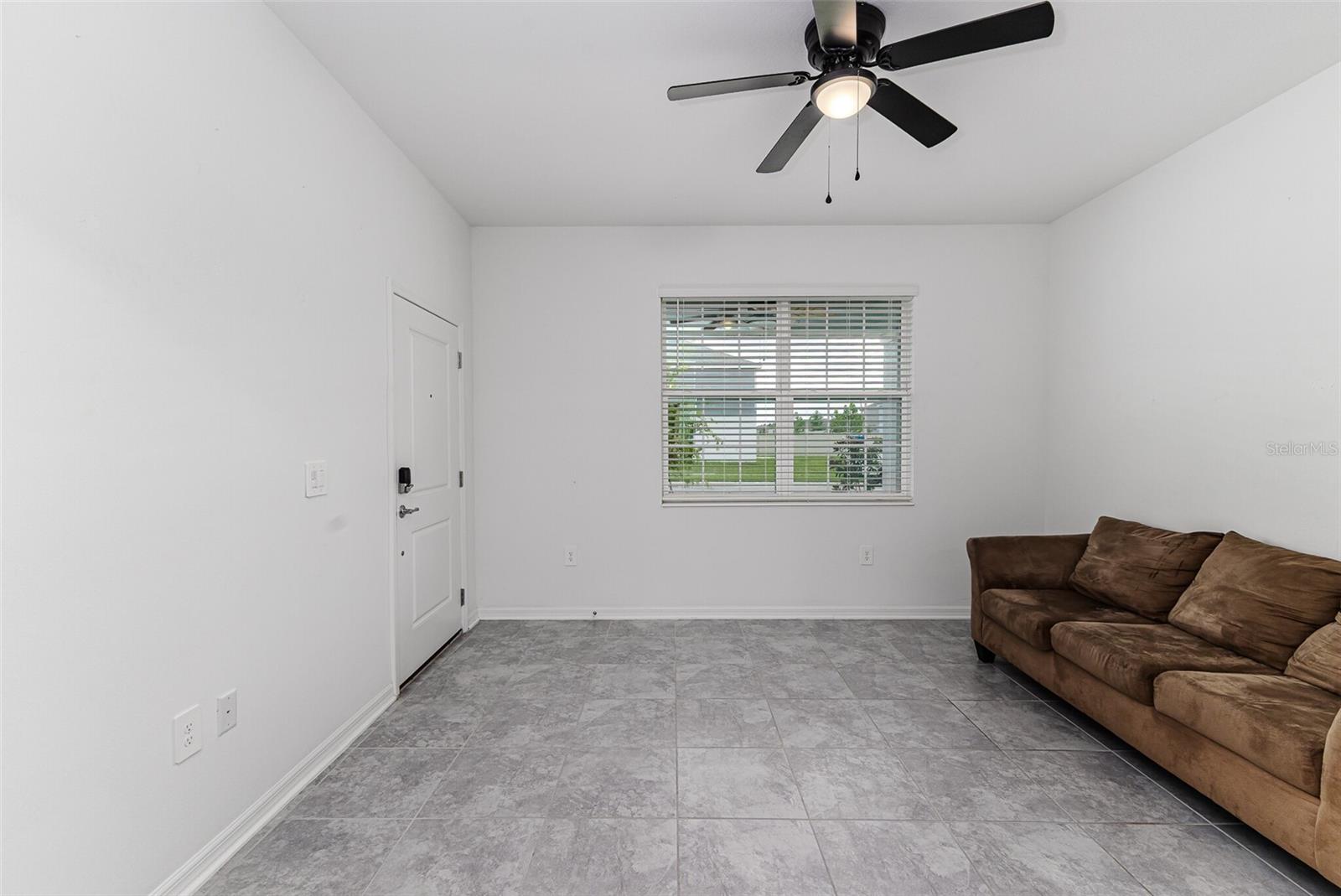 PEACE CRK RESERVE - Residential Lease