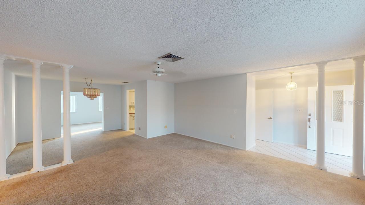 2275 PINE VIEW CIRCLE