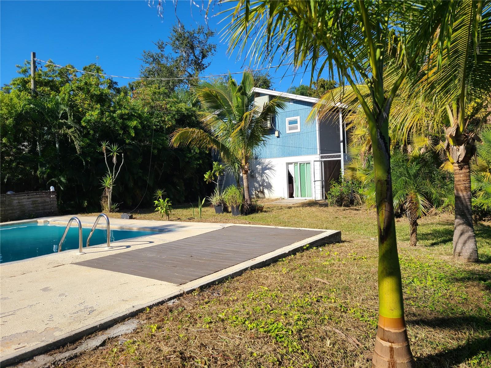 MOORES ADD TO MARINELAND - Residential Lease