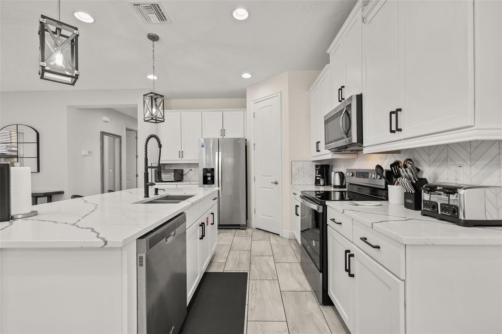 REUNION WEST PH 2 EAST - Residential