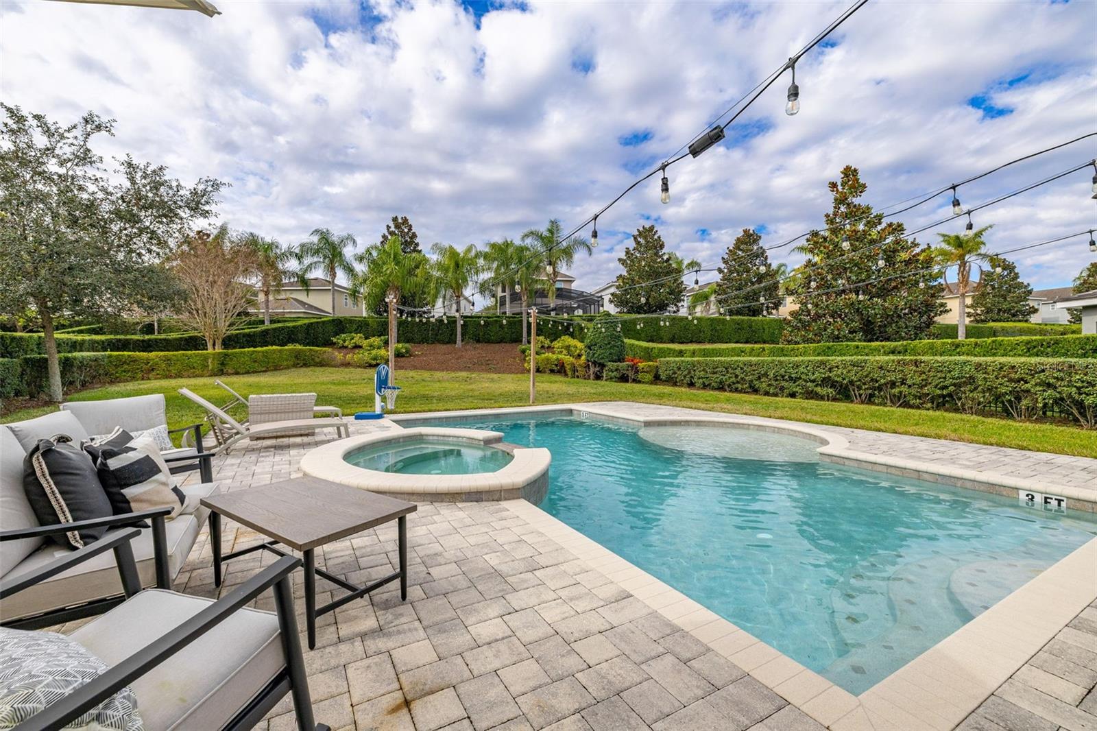 REUNION WEST PH 2 EAST - Residential