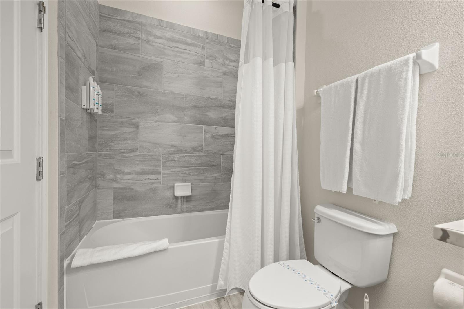 REUNION WEST PH 2 EAST - Residential