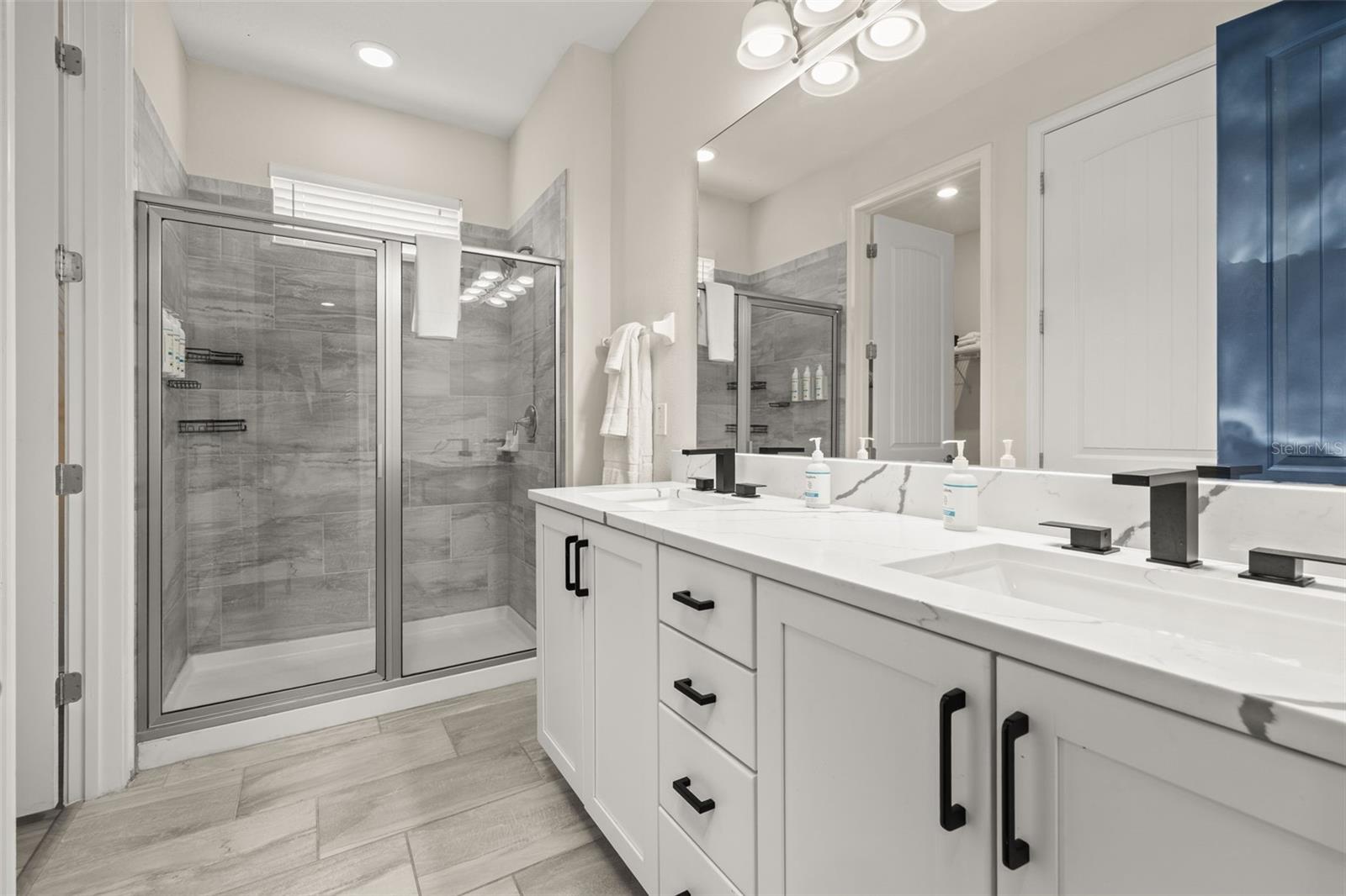 REUNION WEST PH 2 EAST - Residential