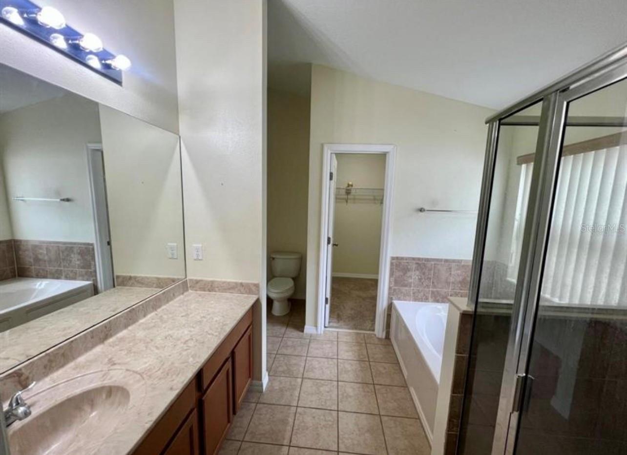 ARBOR RIDGE UNIT 04 - Residential Lease