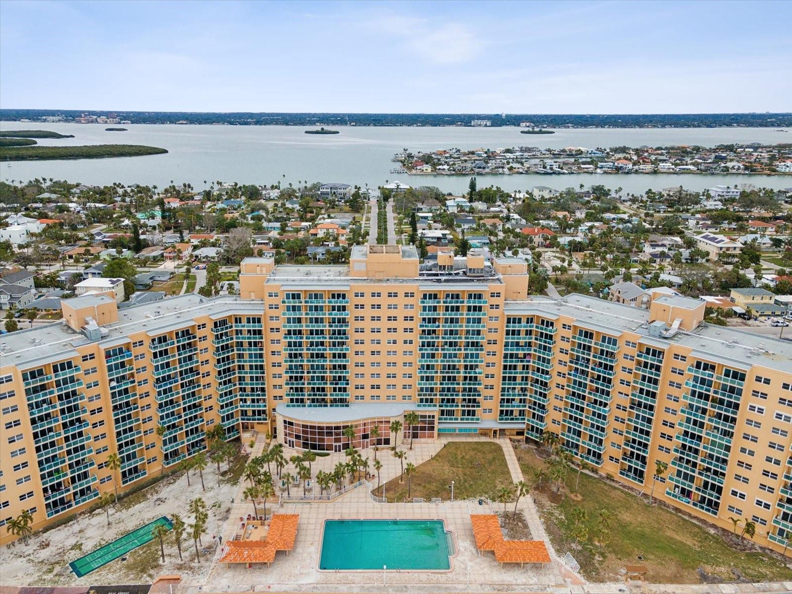 Enjoy breathtaking Gulf views from this 10th-floor, 1-bedroom, 1-bath condo in a premier beachfront community on Clearwater Beach. Available for long—or short-term rental (minimum 3 months), with furnishing options considered, this well-maintained residence offers flexibility, comfort, and an unbeatable location. Dogs are welcome, making it the perfect beachside escape for you and your furry companion.
Step into an open floor plan featuring ceramic tile flooring throughout, an updated kitchen with newer appliances, and a modernized bathroom. The private balcony (one of the very few available) provides panoramic views of the Gulf of Mexico—perfect for morning coffee or watching the sunset.
Residents enjoy resort-style amenities, including an Olympic-size heated pool overlooking the beach, BBQ grills on the pool deck, a fitness center, social room, game room with table tennis and pool table, and a private 12-seat movie theater. Additional conveniences include updated laundry facilities on every floor, covered assigned parking, guest parking, and secure access to the building. The beach trolley stops right out front, providing easy access to Clearwater’s vibrant shops, restaurants, and attractions.
Whether you're looking for a peaceful retreat or a beachside getaway, this condo offers a lifestyle that’s hard to beat.
Association approval required. Lease application and tenant screening must be completed prior to occupancy.