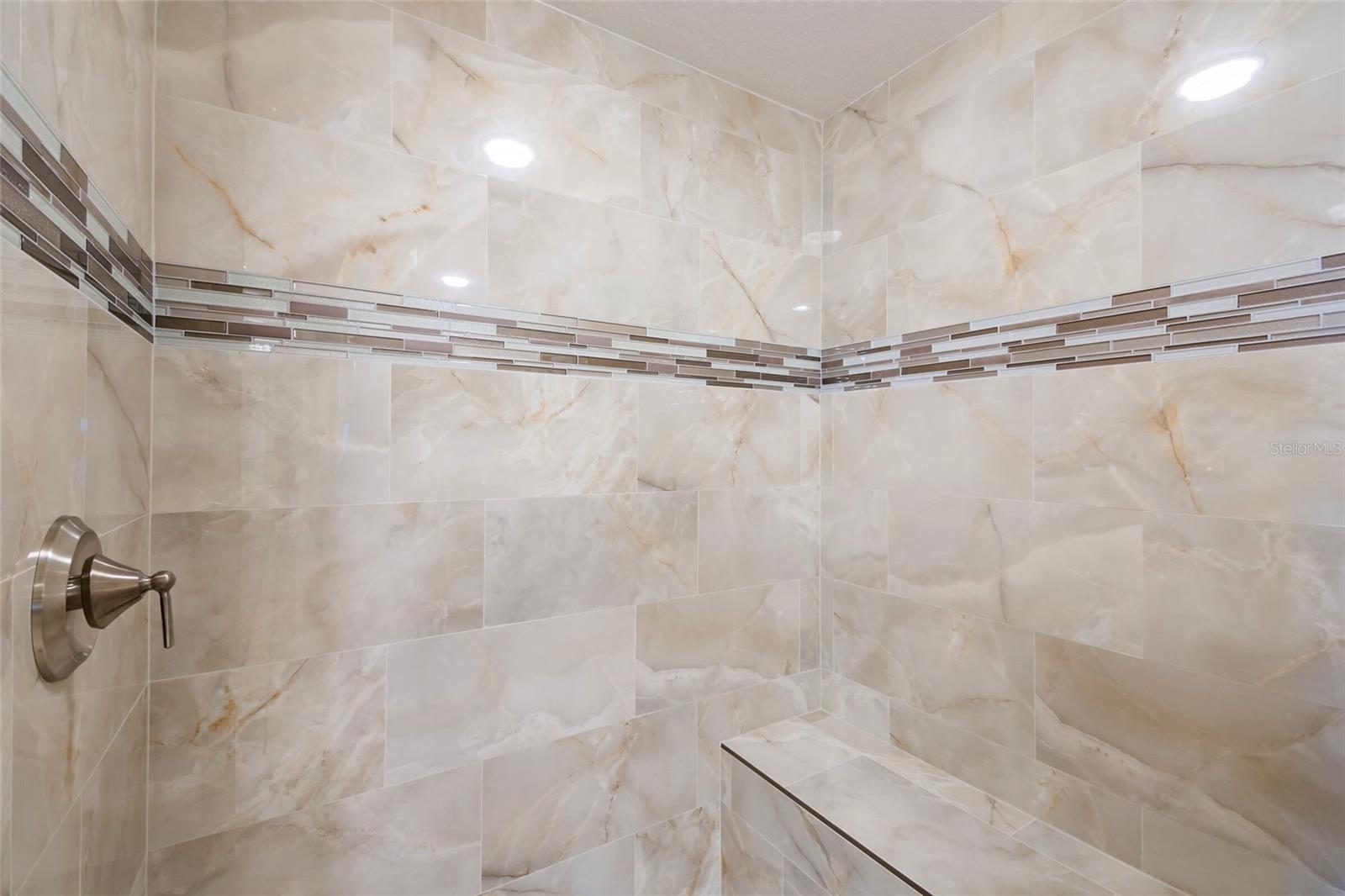 BEACH CLUB OF MADEIRA CONDO - Residential